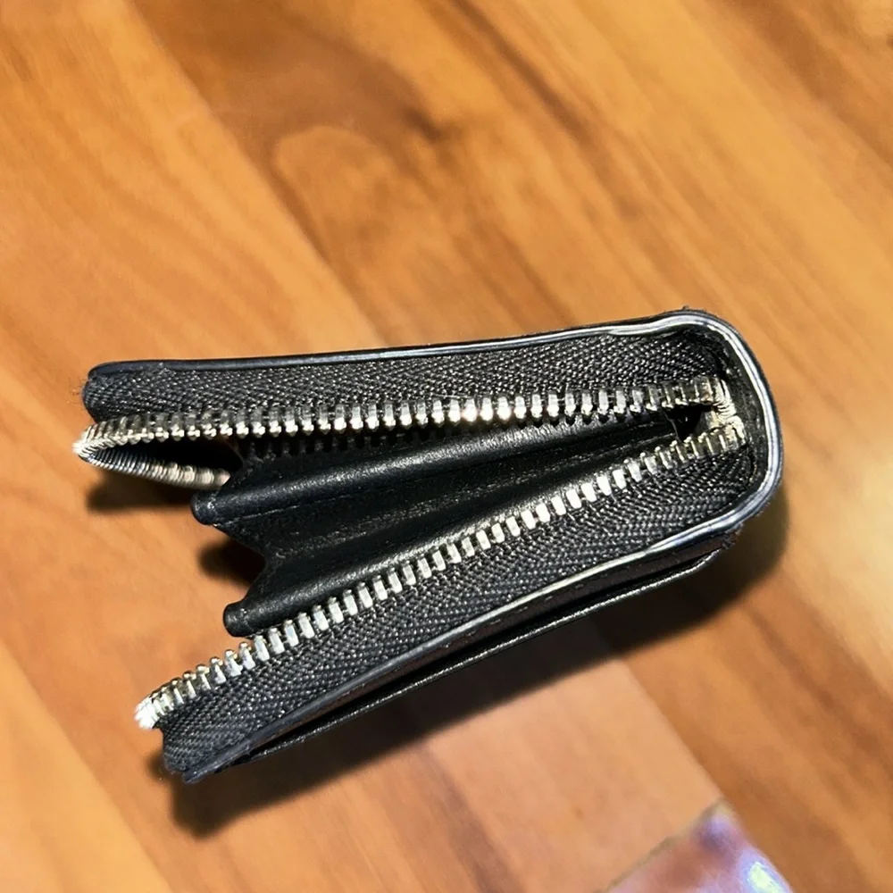 Authentic Balenciaga Everyday Zip-Around Wallet - Picture 11 of 12